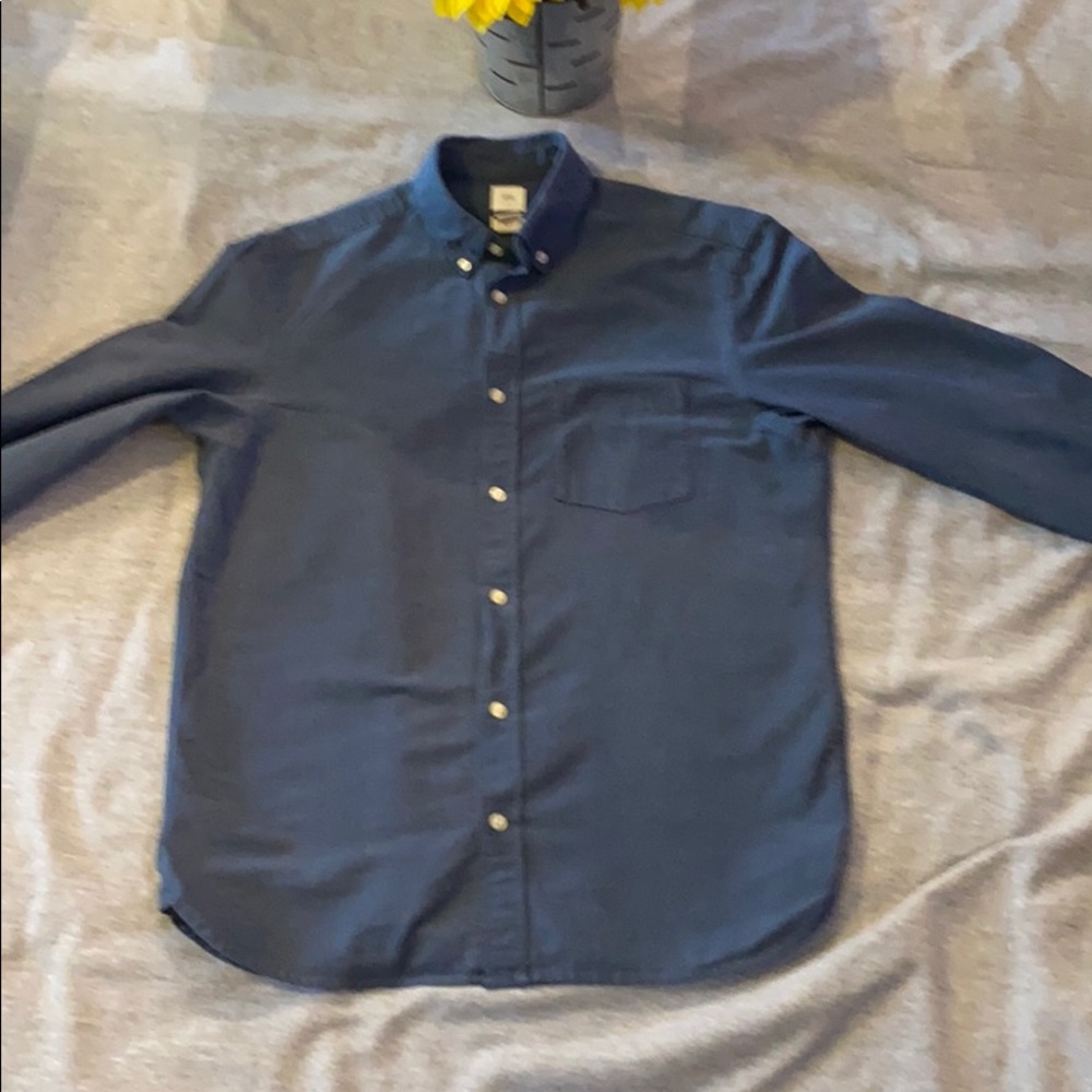 Men’s H&M Medium. GU. Pet and smoke free home!